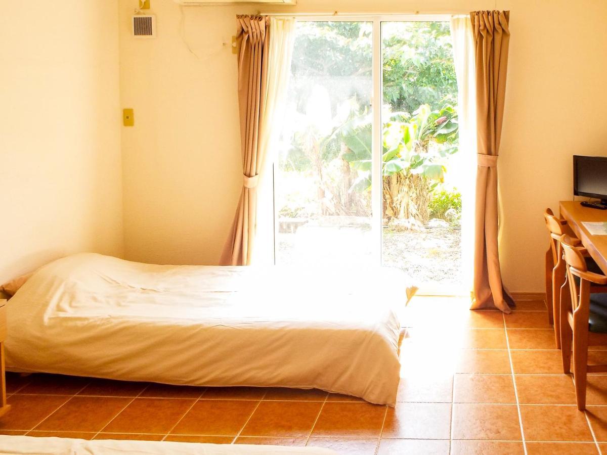 Asobibase Yamabare-House Hotel Ishigaki  Exterior foto