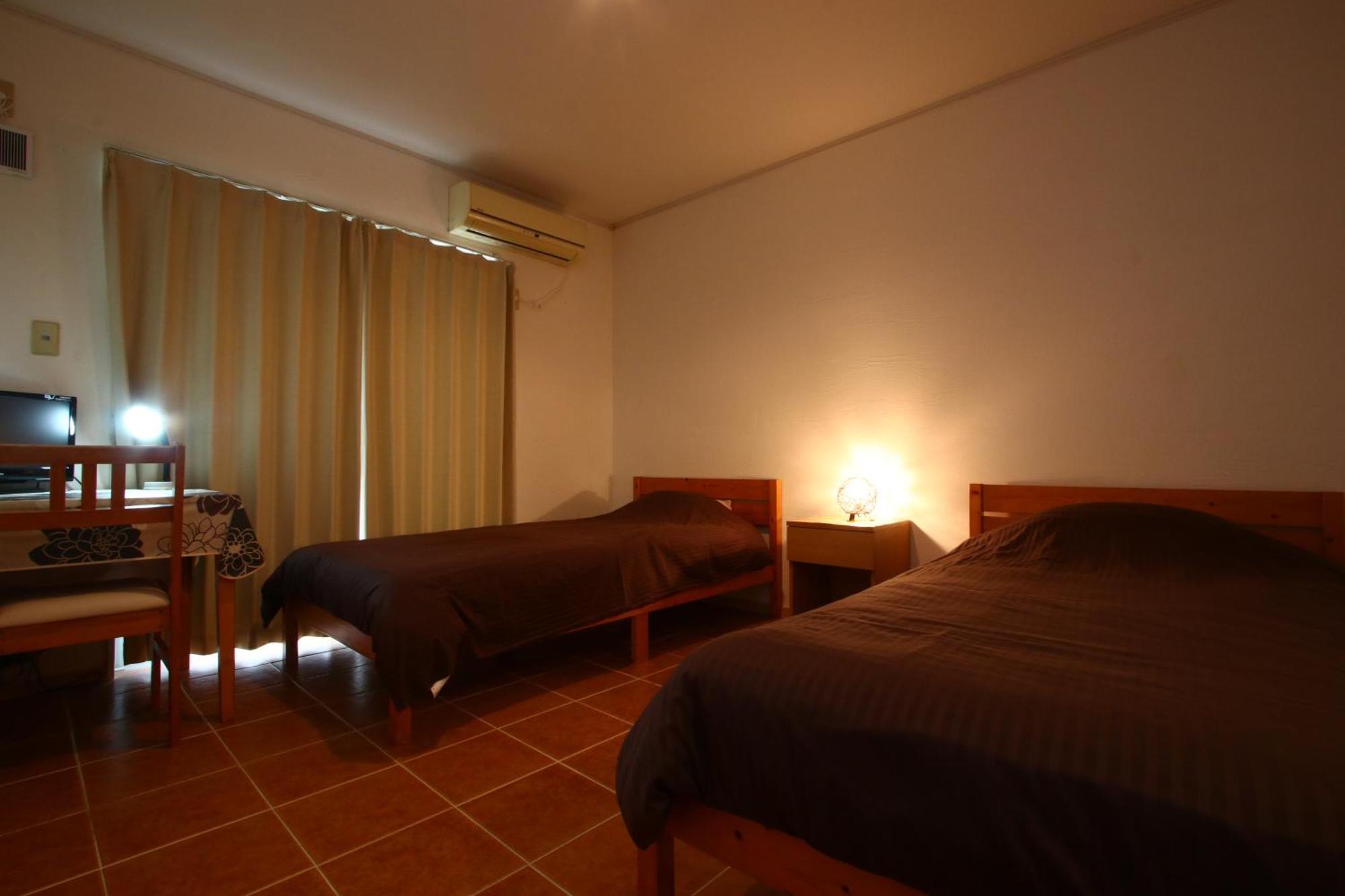Asobibase Yamabare-House Hotel Ishigaki  Exterior foto