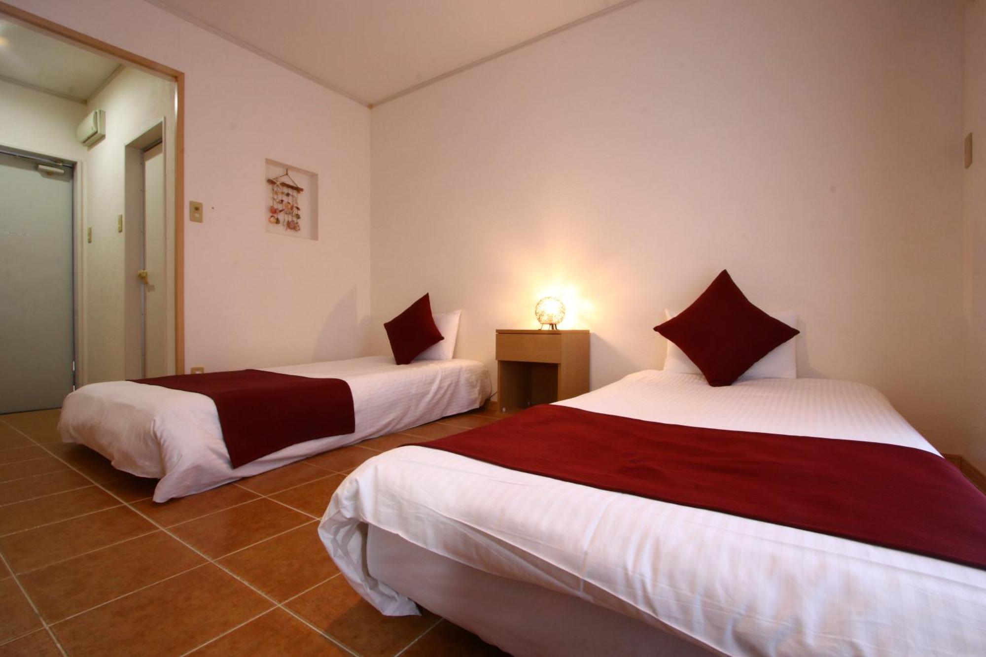 Asobibase Yamabare-House Hotel Ishigaki  Exterior foto