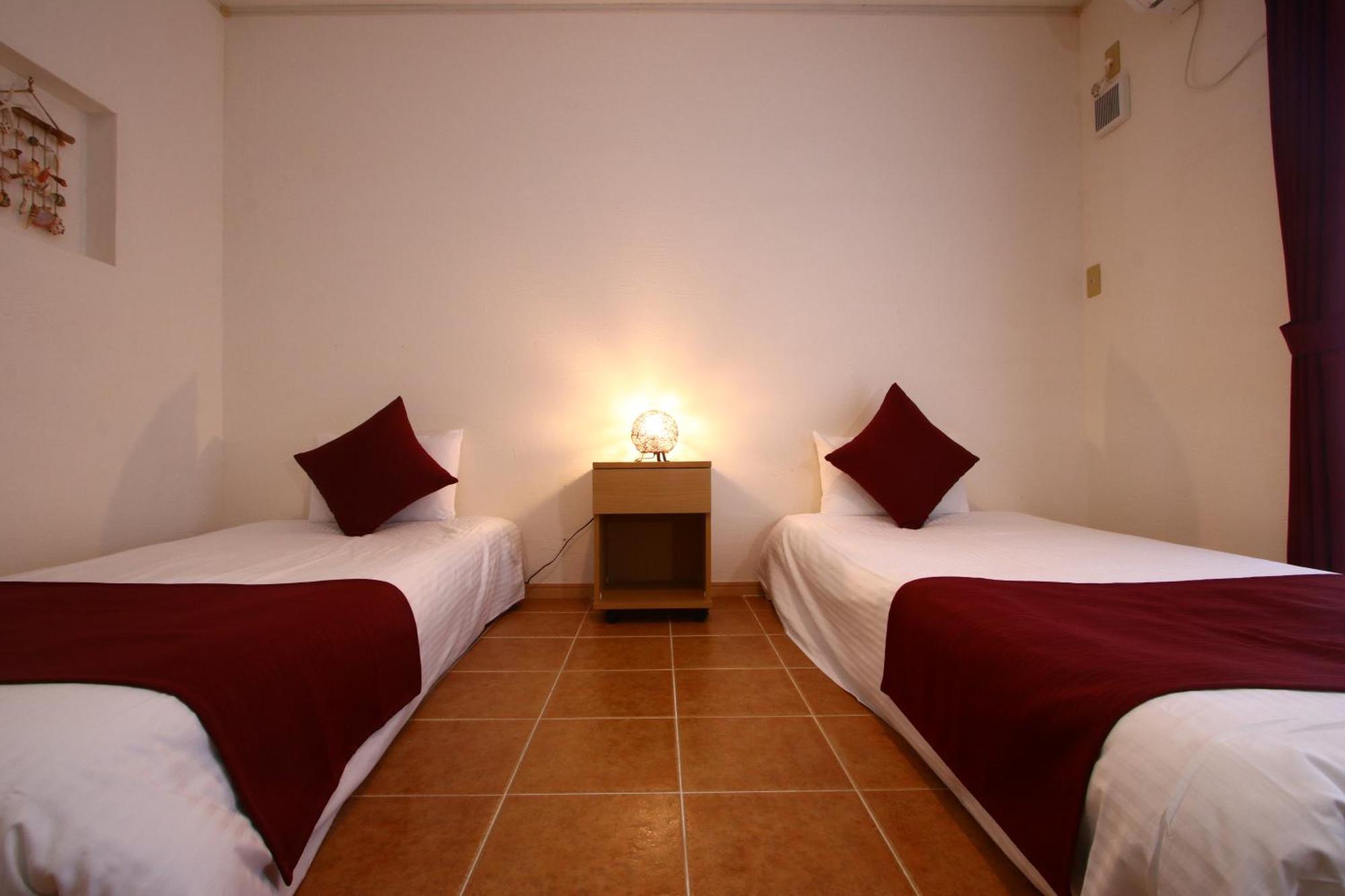 Asobibase Yamabare-House Hotel Ishigaki  Exterior foto